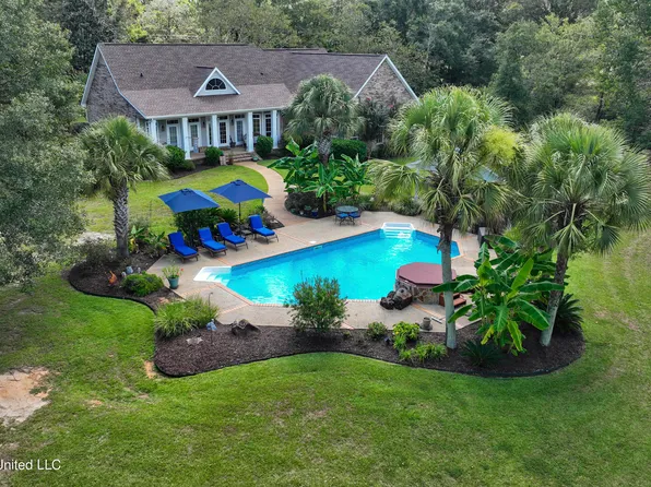 17501 Old River Rd, Vancleave, MS 39565