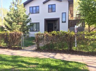 712 26th Ave NE #3, Minneapolis, MN 55418