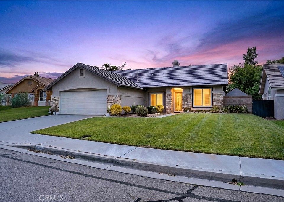1st image of 42431 Boulder Dr
