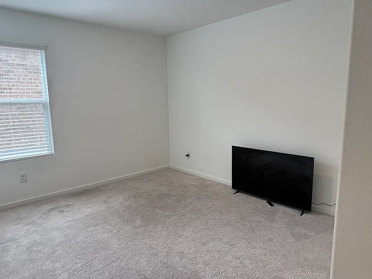 3057 Ashbrook Ln — Photo 10