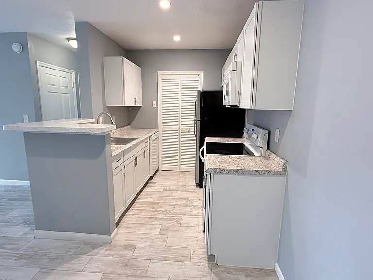 4368 S Kirkman Rd #205 — Photo 4