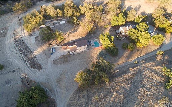 3rd image of 4022 Harriman Ave