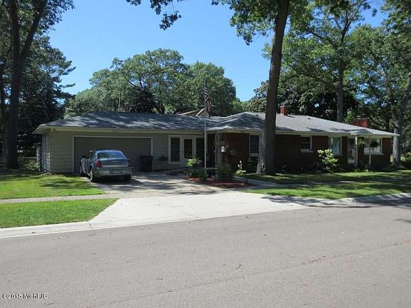 5th image of 2321 Wickham Dr