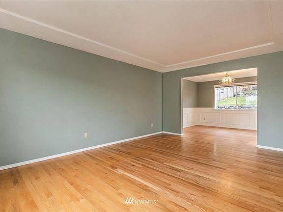 2nd image of 3112 26th Ave SE