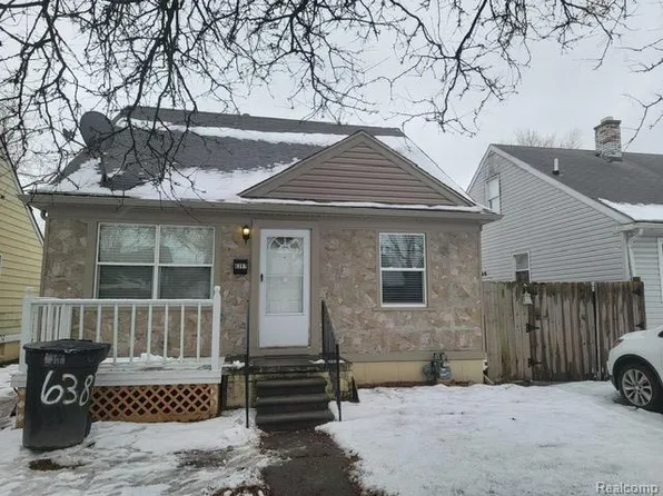 6387 Auburn St, Detroit, MI 48228