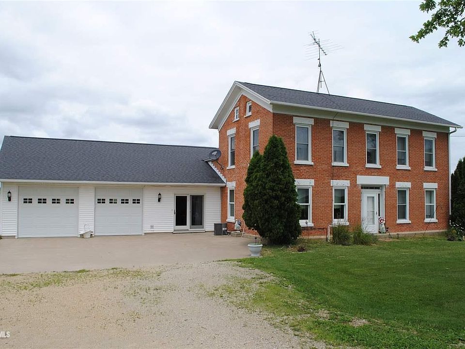 392 E Stagecoach Trl, Scales Mound, IL 61075 Zillow