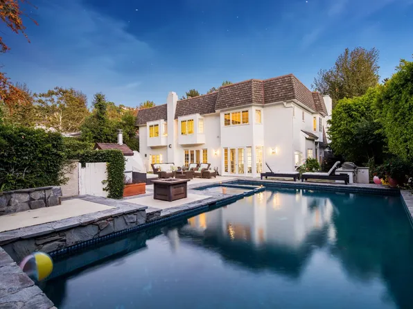 2915 N Deep Canyon Dr, Beverly Hills, CA 90210
