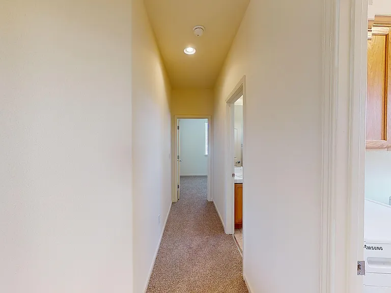 445 Dartmoor Ct — Photo 20