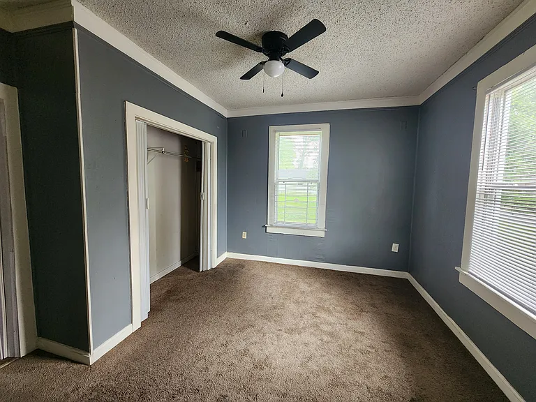 957 Sparrow St #A — Photo 5
