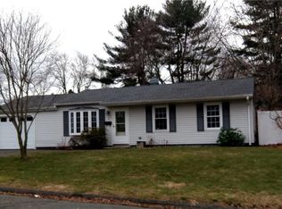 2 Meade Cir, Ansonia, CT 06401