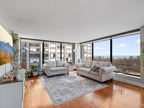 4th image of 5445 N Sheridan Rd APT 802