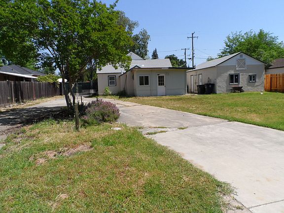 4th image of 7605 Mariposa Ave