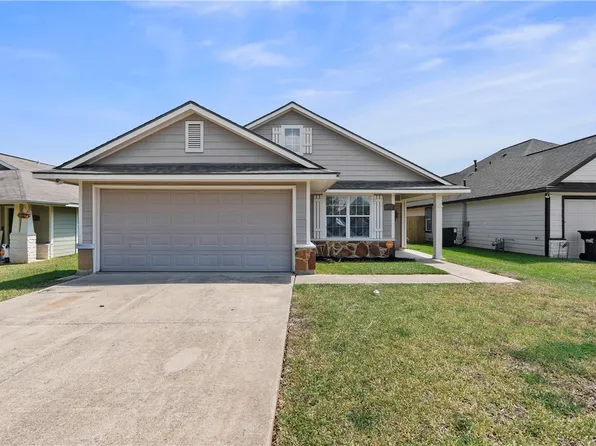 1002 Crested Point Dr, College Station, TX 77845