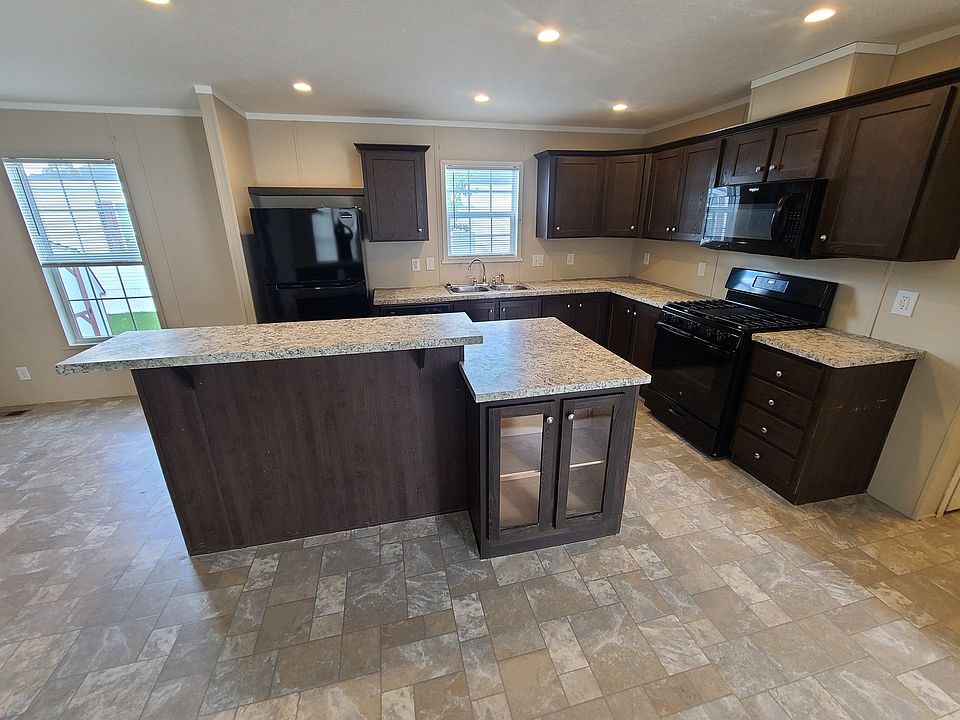 1st image of 516 Courtland Ln #541