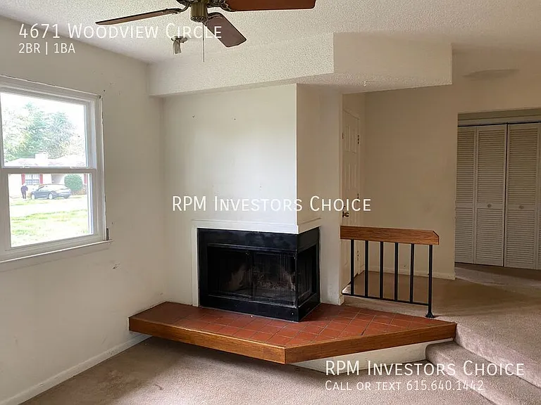 4671 Woodview Cir — Photo 2