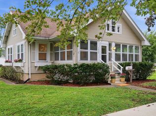 1040 Tolman St, Lake Geneva, WI 53147