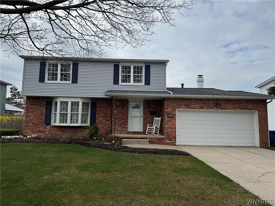 1st image of 202 Sagewood Dr