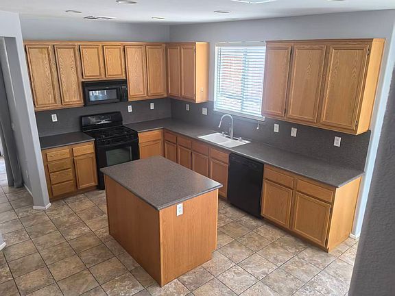 2nd image of 31967 Calabaza Ct