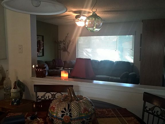 5th image of 3761 N Claremont Ave