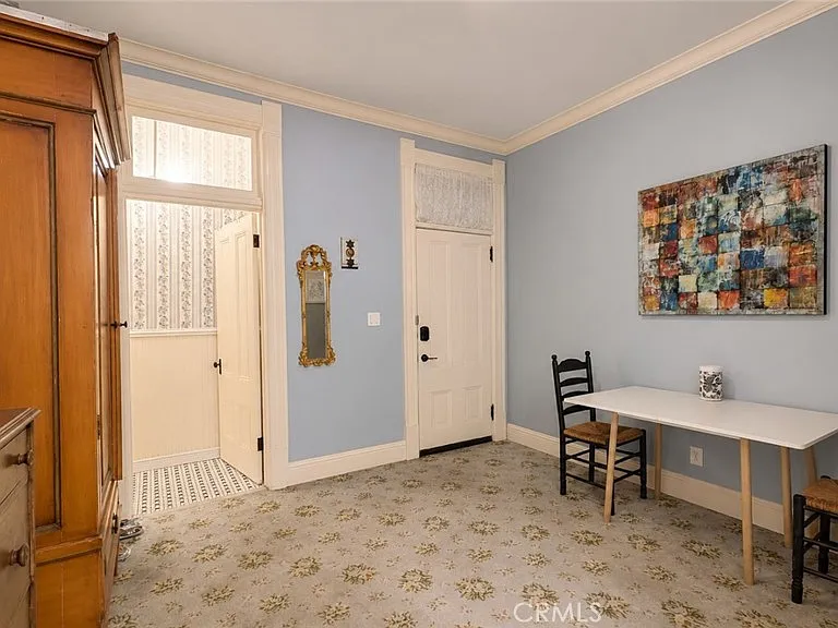 225 N Lima St #204 — Photo 7