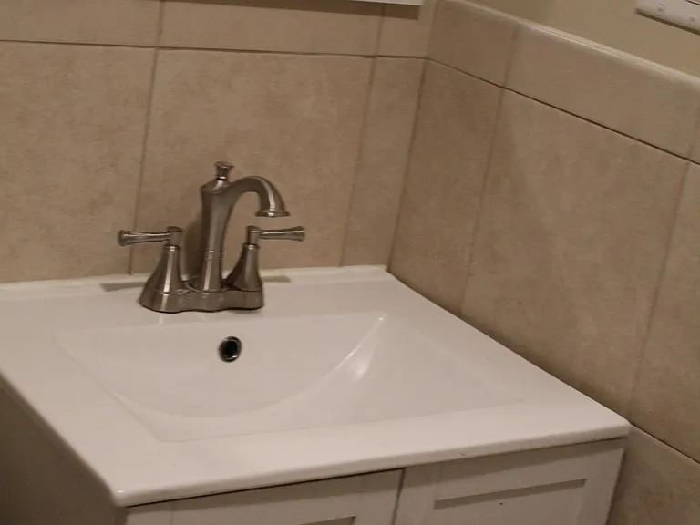1639 W Superior St #1 — Photo 13