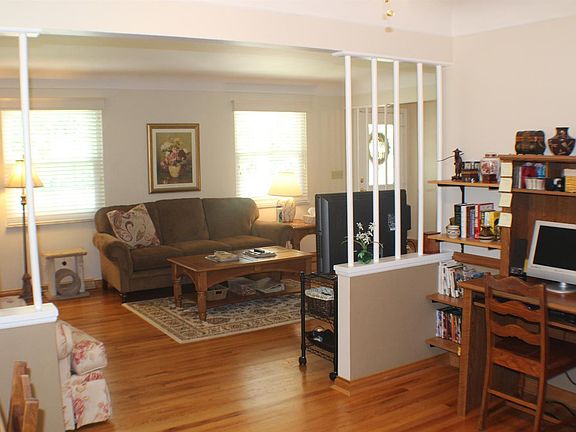 5th image of 9540 Leebrook Dr