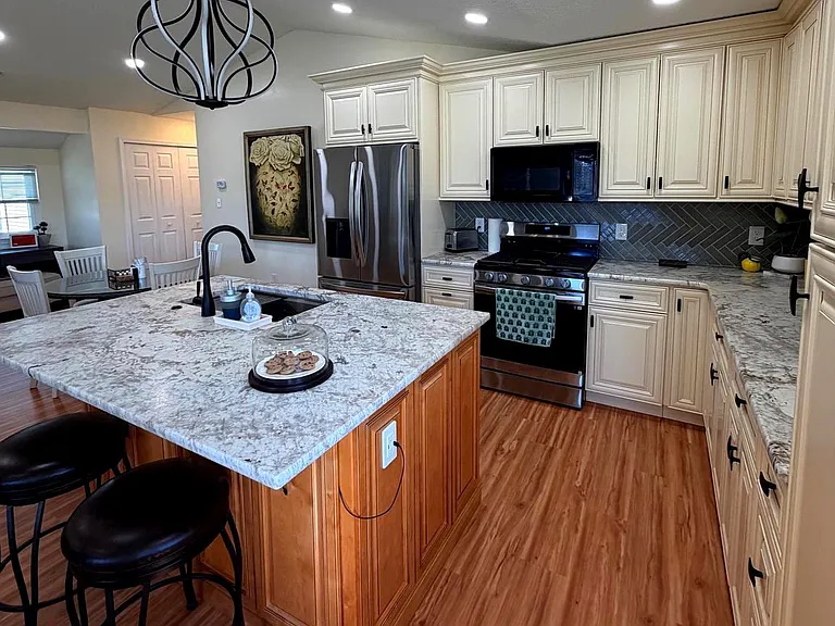 543 Cedar Hollow Dr — Photo 10