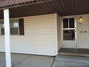 3rd image of 1501 Williston St
