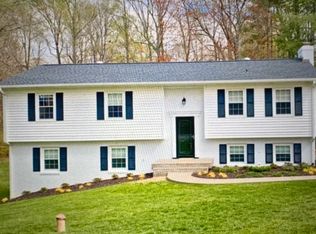 655 Ridgemont Rd, Earlysville, VA 22936