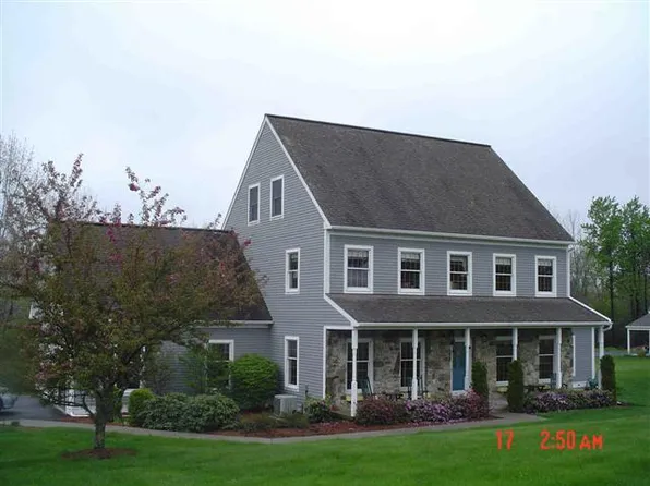 23 Wedgewood Drive, Winthrop, ME 04364