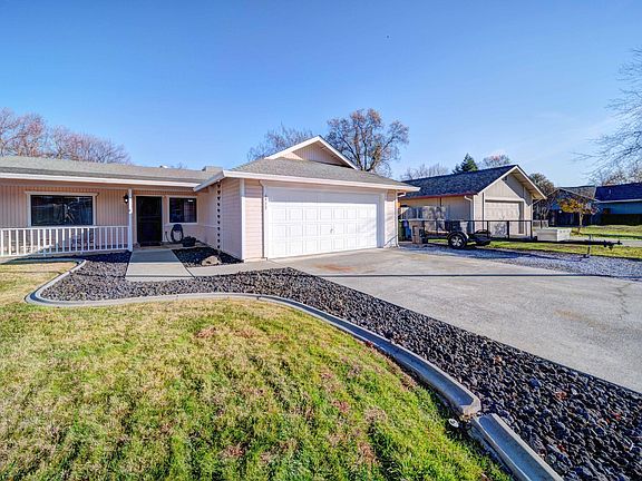 3rd image of 6955 Yvonne Ct