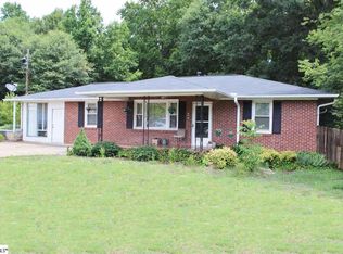 241 Sherwood Dr, Belton, SC 29627