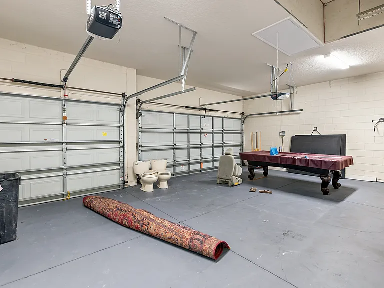 2869 Paige Dr — Photo 32