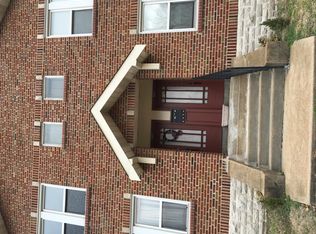 5464 Morganford Rd FL 2ND, Saint Louis, MO 63116