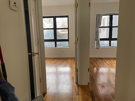 3rd image of 112 Leonard St #2