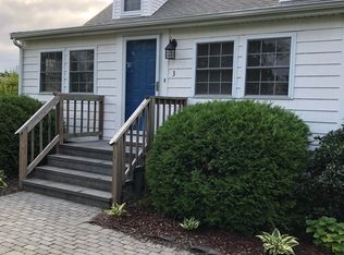 3 Bay Dr, Buzzards Bay, MA 02532