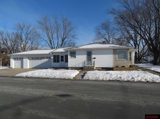 1302 Fair St, Mankato, MN 56001