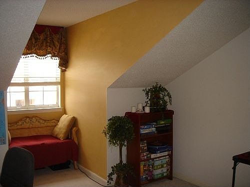 Upstairs bedroom 4 or office