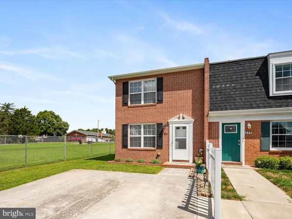641 W 11th St, Front Royal, VA 22630