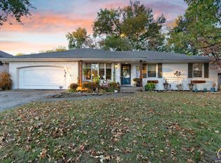 5516 SW 25th St, Topeka, KS 66614