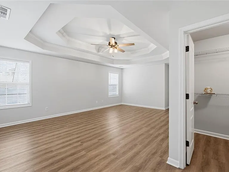 2148 Splitrail Trl NE — Photo 33