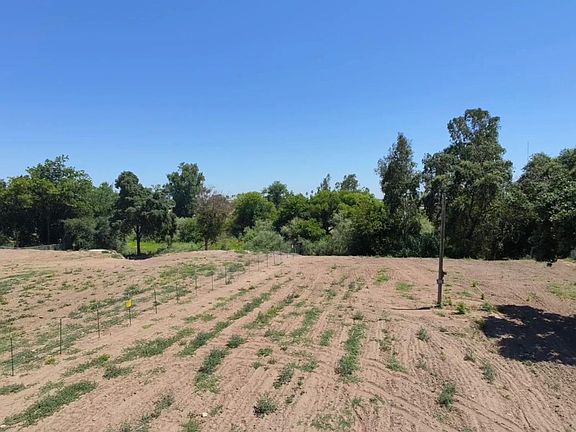 3rd image of 2508 Paradise Rd