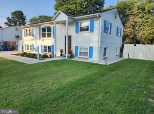 15107 Illinois Rd, Woodbridge, VA 22191