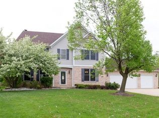 1500 Fox Path Ct, Hoffman Estates, IL 60192