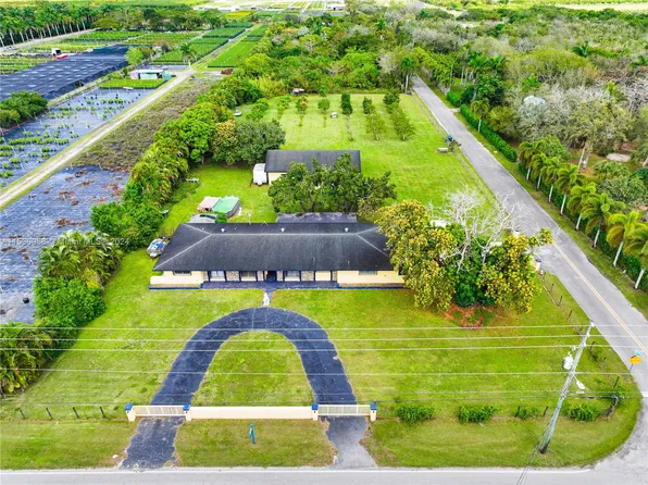19001 SW 232nd St, Miami, FL 33170