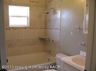 4th image of 3608 NE 10th Ave