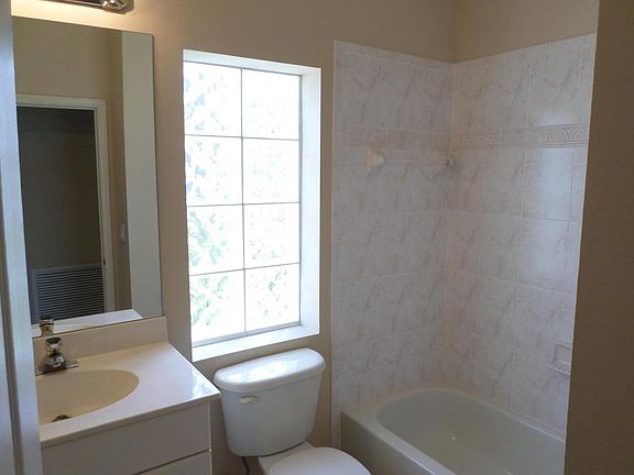 2nd image of 8170 Bellafiore Way