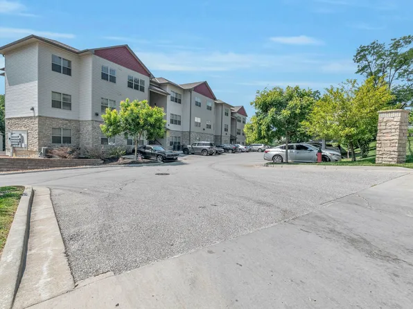 Woodhaven Apartments