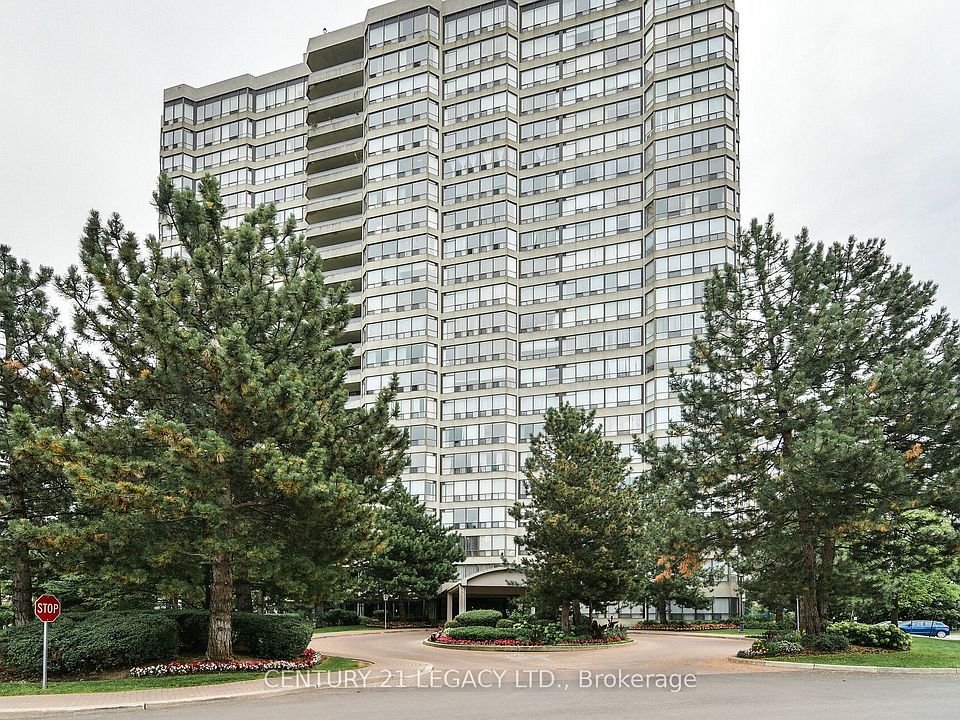 1st image of 24 Hanover Rd #404