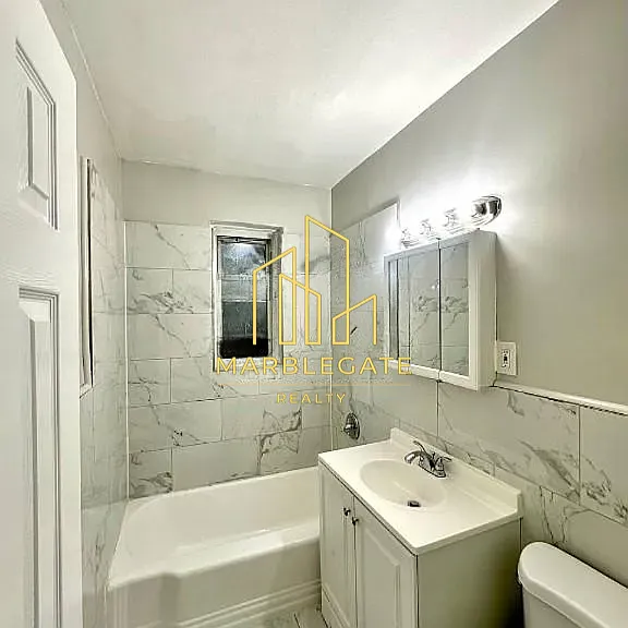 128-129 Chancellor Ave #AB05 — Photo 5